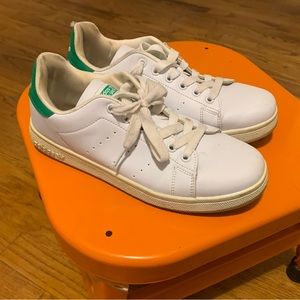 Adidas Stan Smith Tennis Shoes